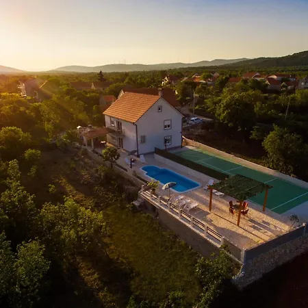 Villa Luxury Paloma Blanca With Heated Pool *