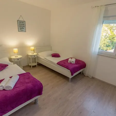Luxury Paloma Blanca With Heated Pool Villa