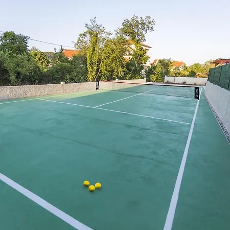 Vila Luxury Paloma Blanca With Heated Pool