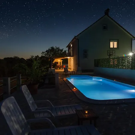 Vila Luxury Paloma Blanca With Heated Pool *