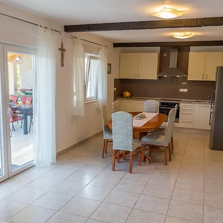 Luxury Paloma Blanca With Heated Pool * Lovrec