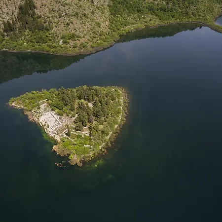 Luxury Paloma Blanca With Heated Pool Vila