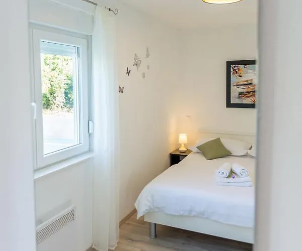 Luxury Paloma Blanca With Heated Pool *