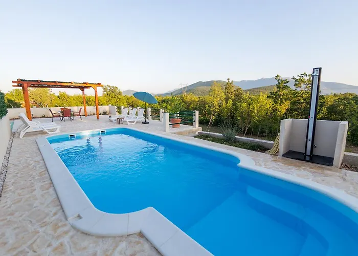 别墅 Luxury Paloma Blanca With Heated Pool